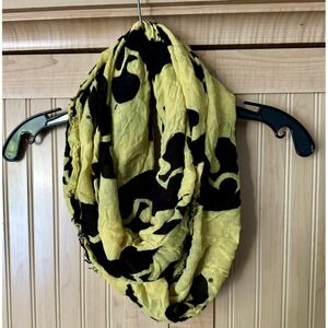 Official Iowa Hawkeyes: ZooZatz Women's Thin Crinkle Infinity Scarf - Yellow Blk